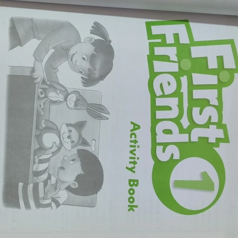 کتاب زبان first friends1