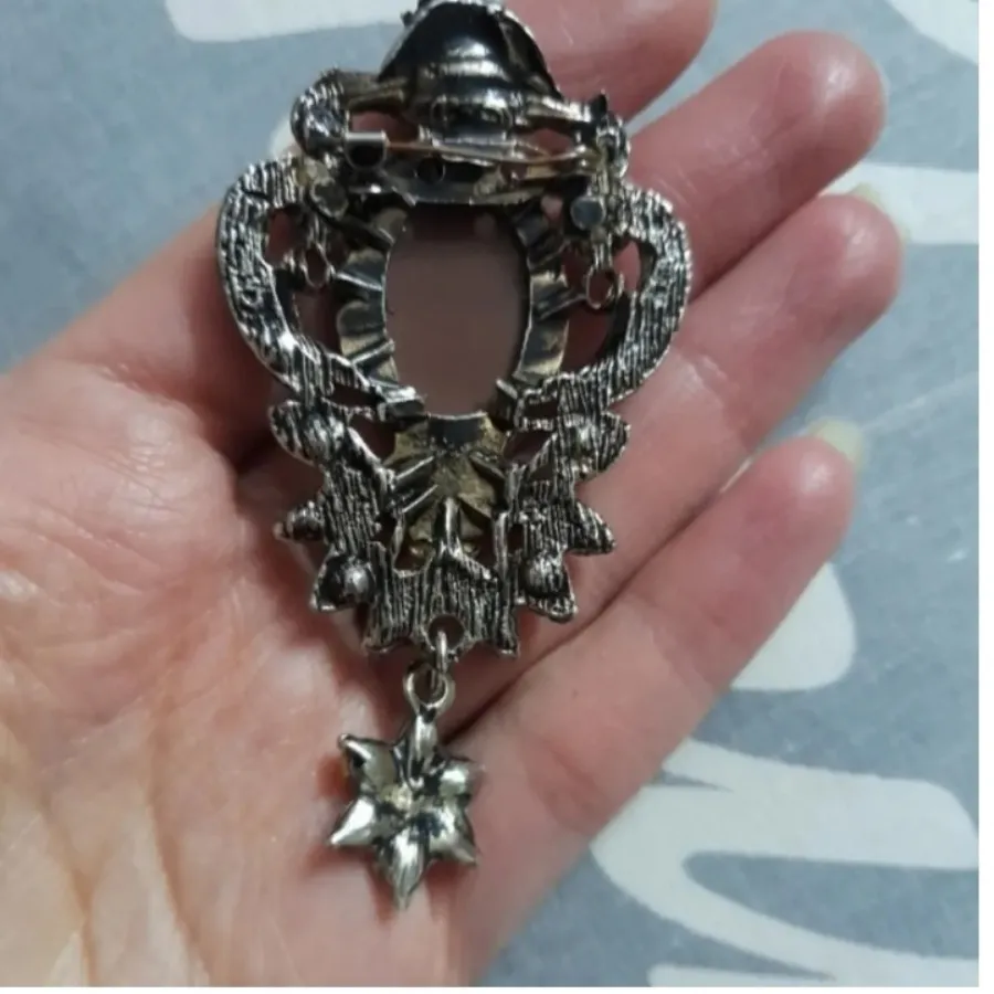 سنجاق سینه