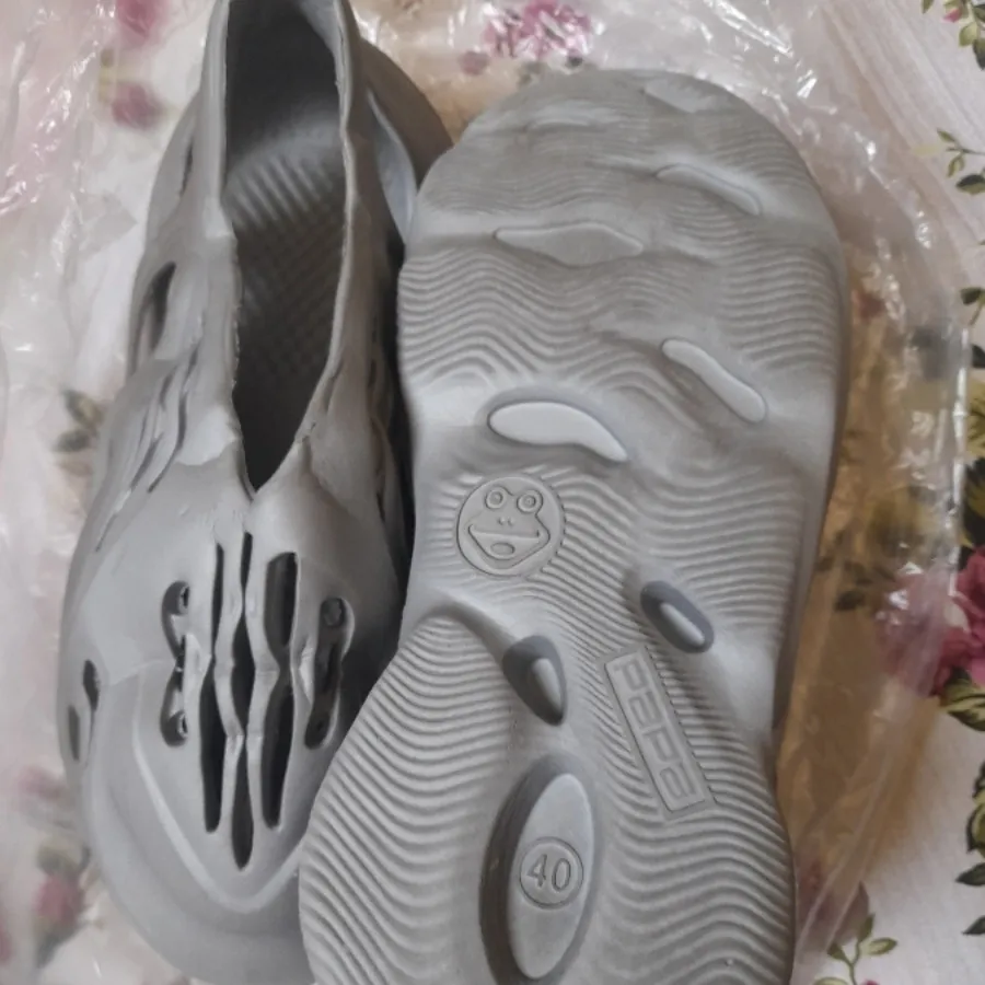 کفش ساحلی