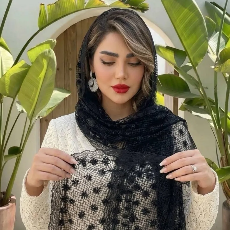 شال توری حاشیه دانتل
