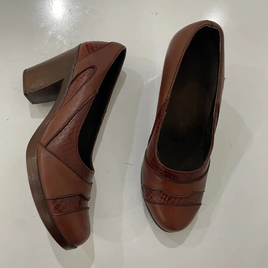 کفش چرم قهوه ای