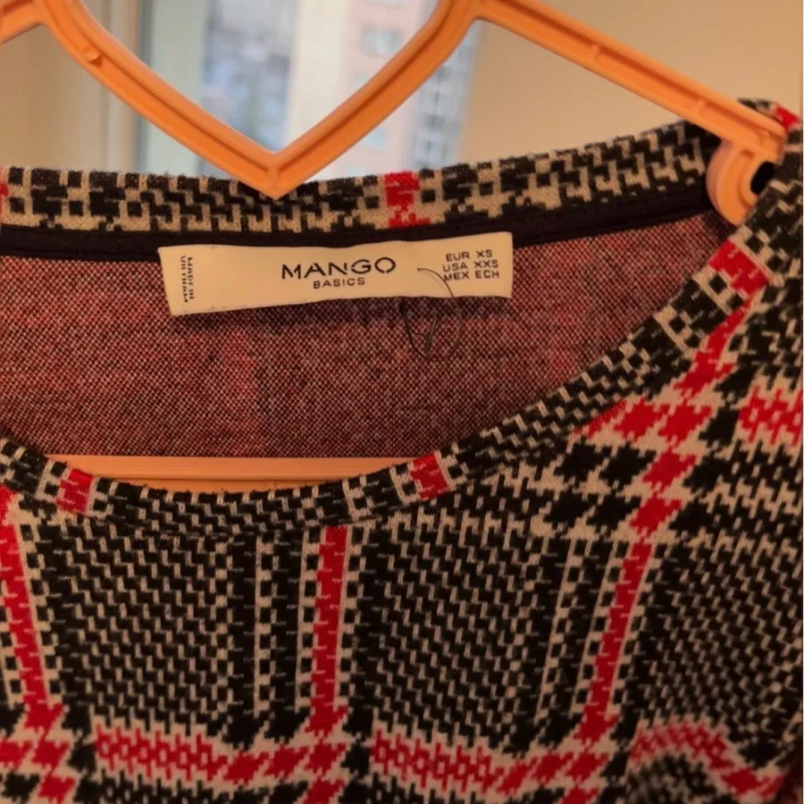 بلوز Mango