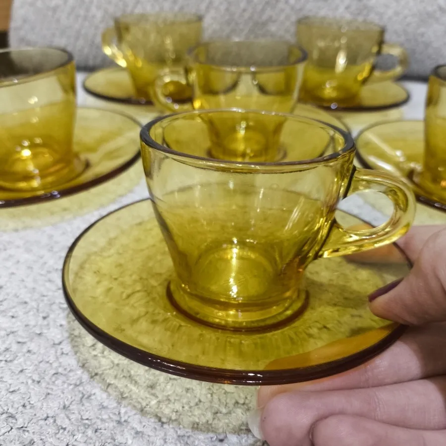 فنجون نعلبکی