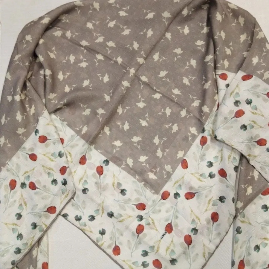 روسری نخی گلدار