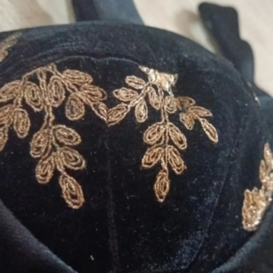 کراپ مخمل