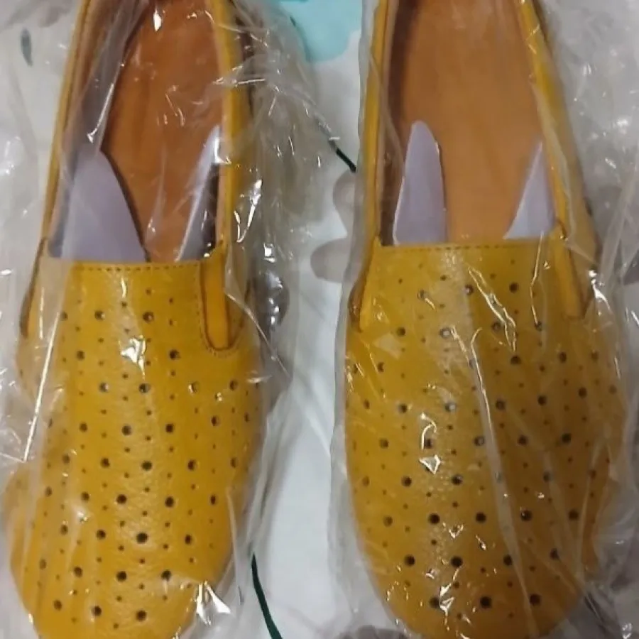 کفش چرم سایز 38  کاملا نو