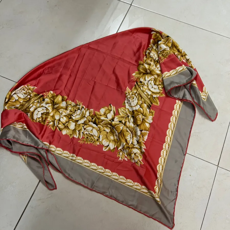 روسری ابریشم دست دوز