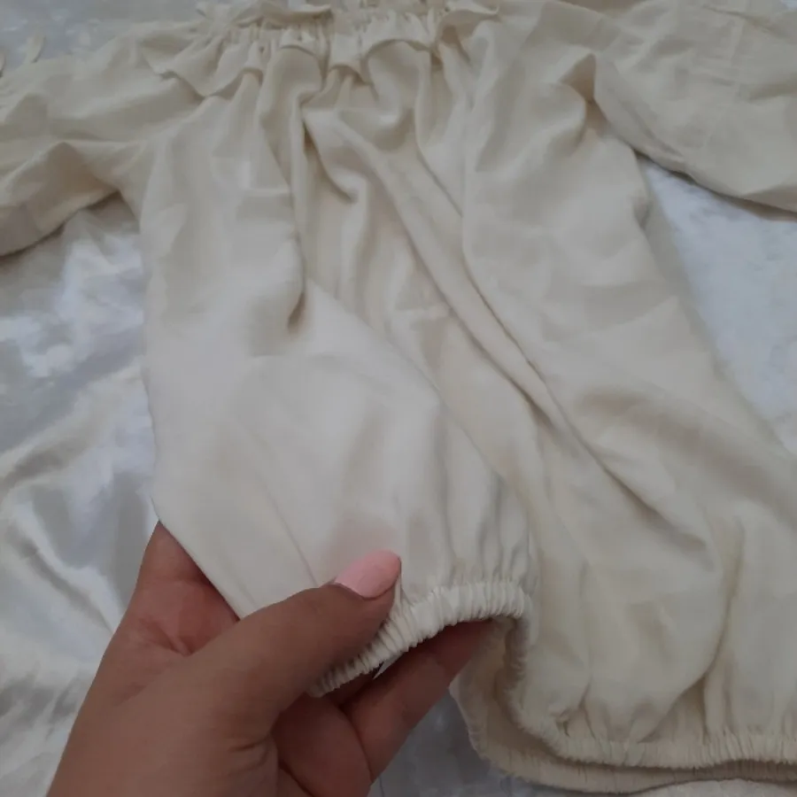 بلوز سفید