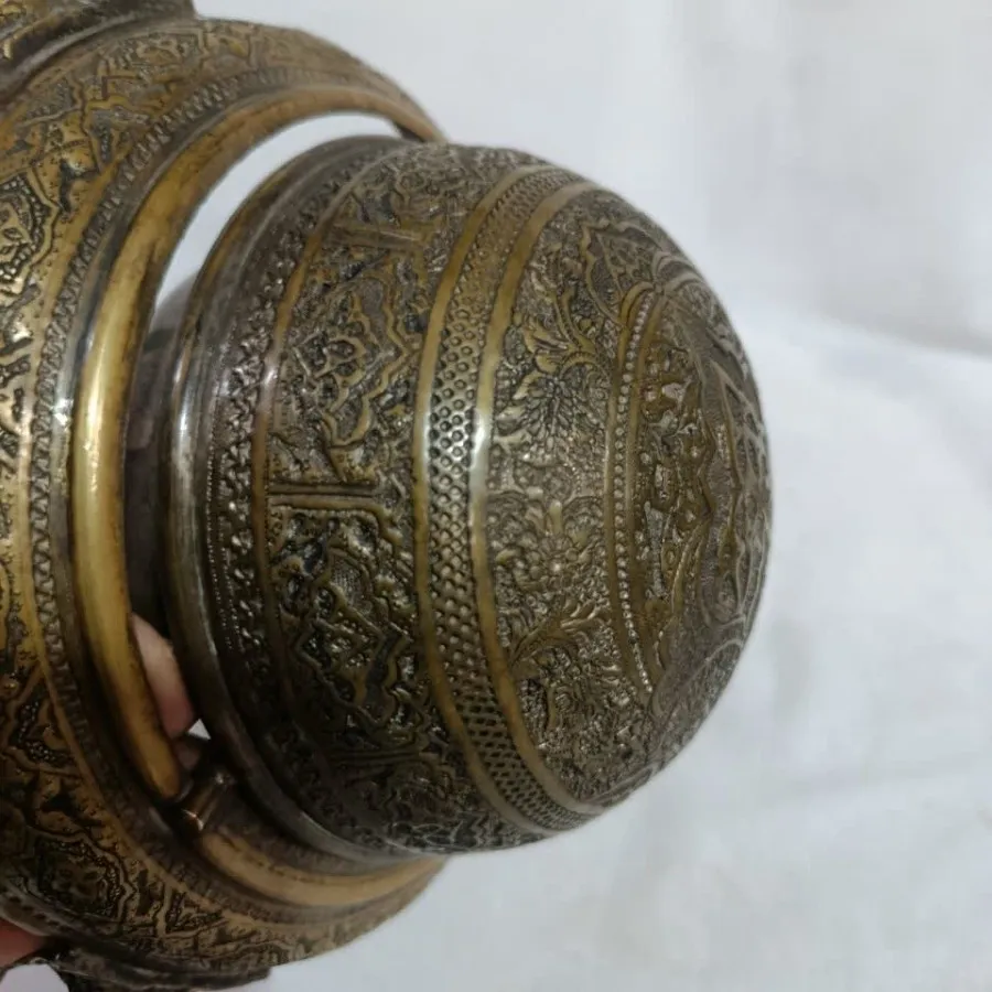 خاویار خوری تمام قلم ریز