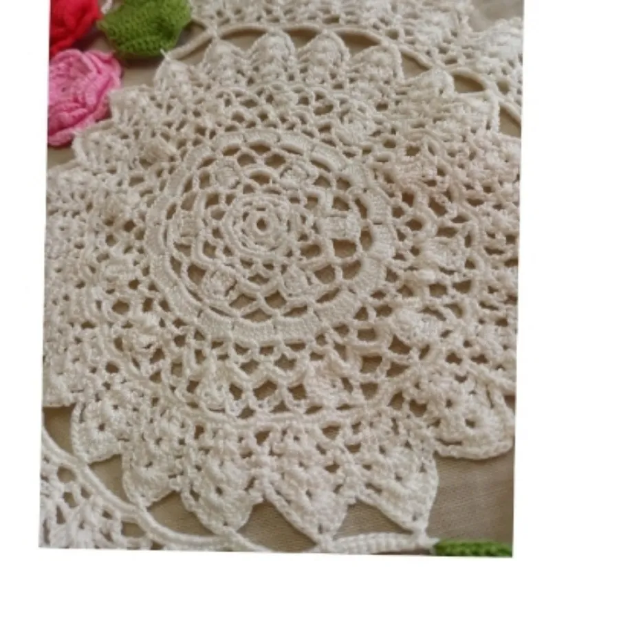 رومیزی گل برجسته دستباف