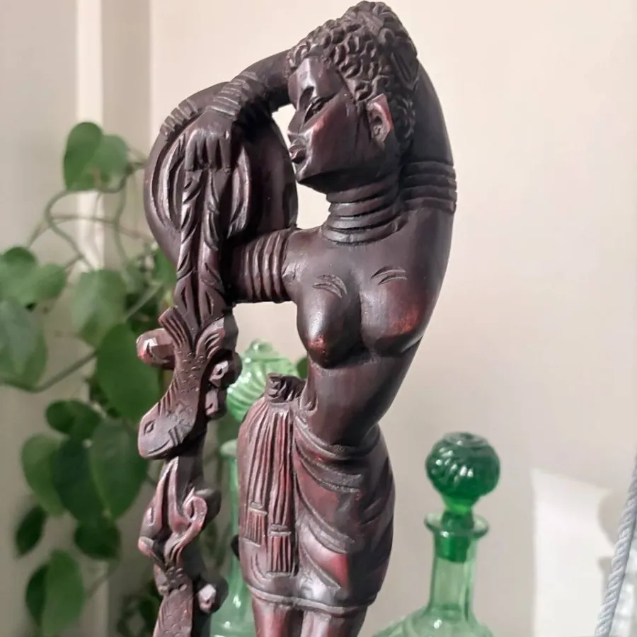 مجسمه آفریقایی کار دست