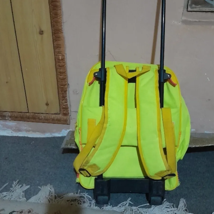 کیف چرخ دار