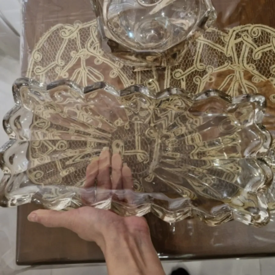 شیرینی خوری کریستال