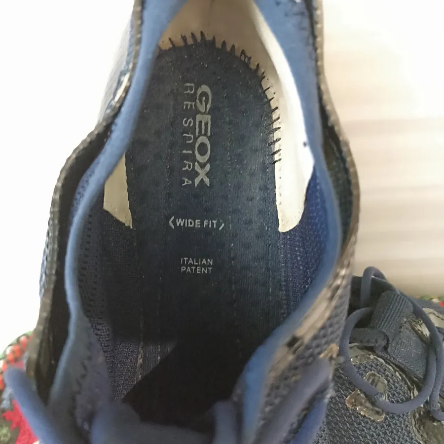 کتونی Geox اصل ایتالیایی