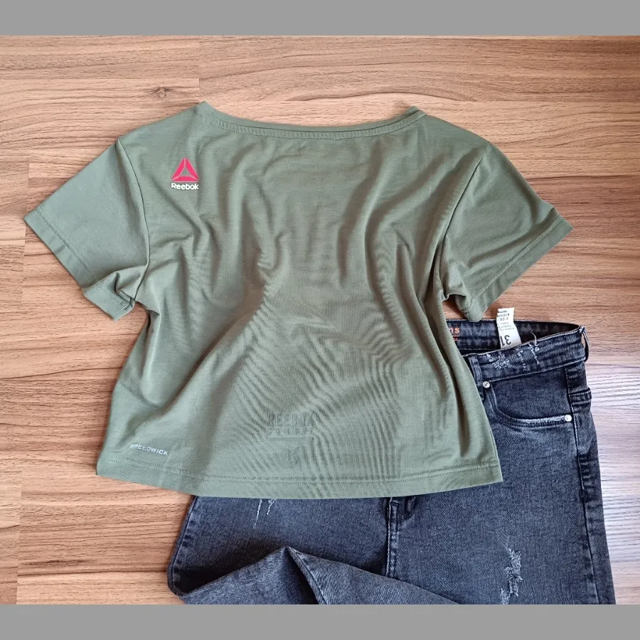 تی شرت Reebok