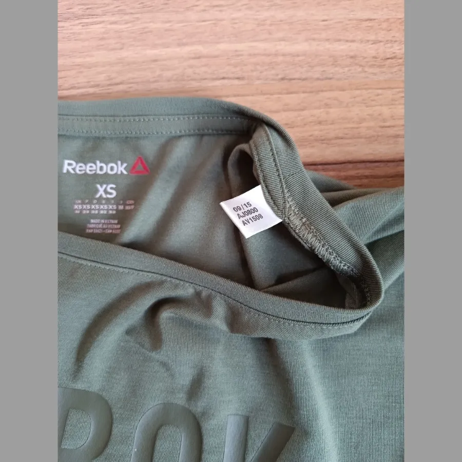 تی شرت Reebok
