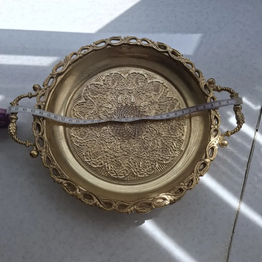 شیرینی خوری