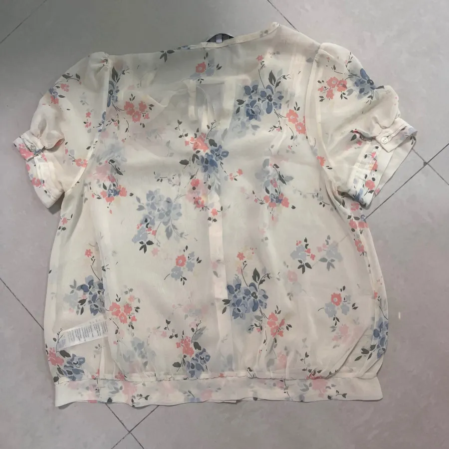 پیراهن شیشه ای