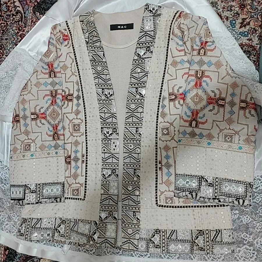 مانتو مجلسی