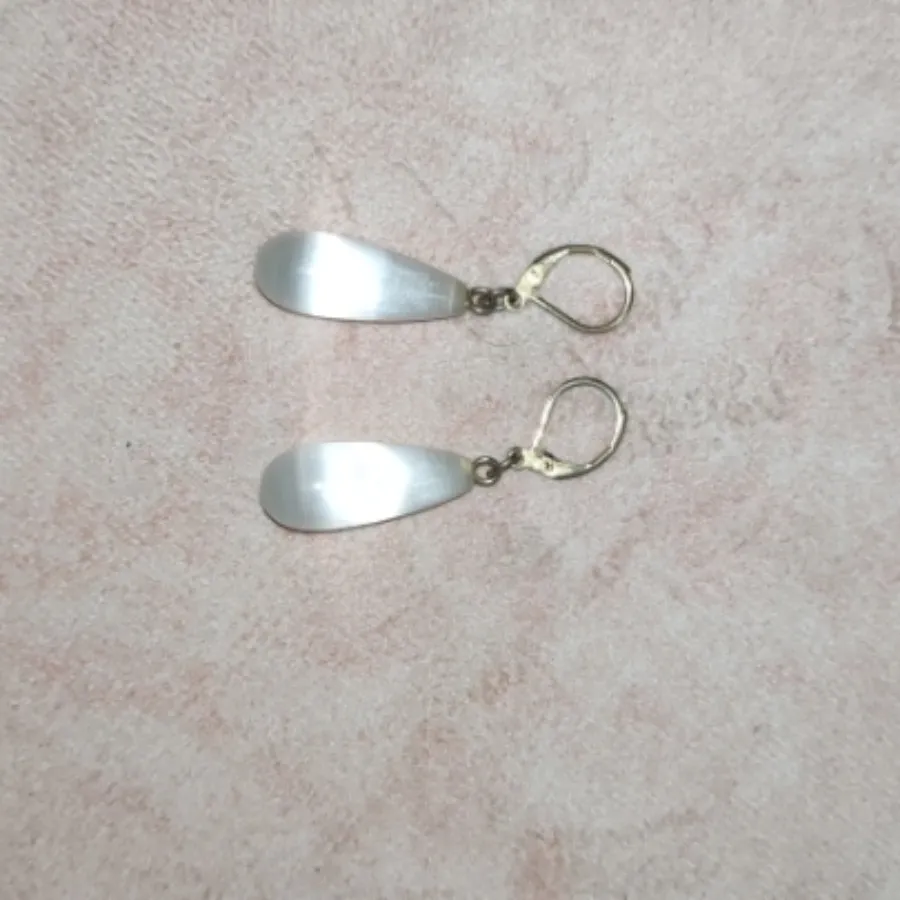 گوشواره اشکی