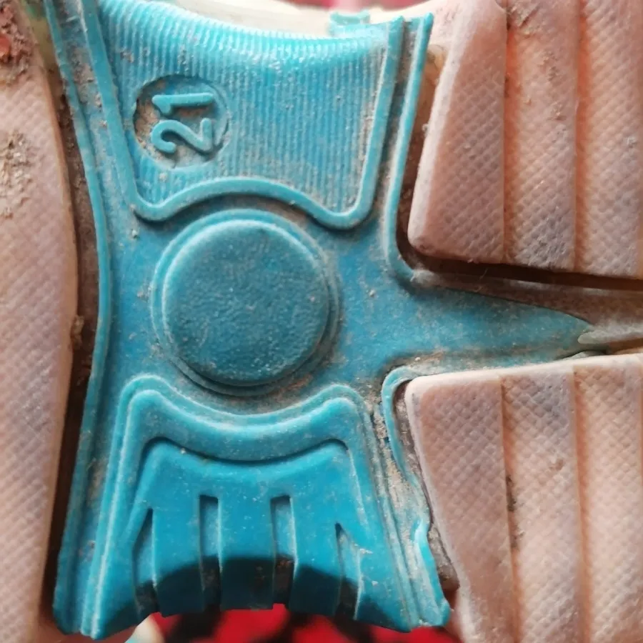 کتونی بچگانه