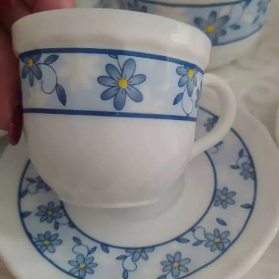 ست فنجان و پیش دستی