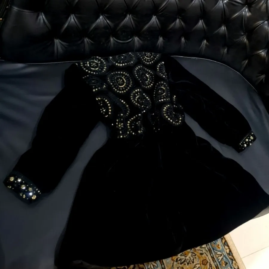 مانتو مزونی