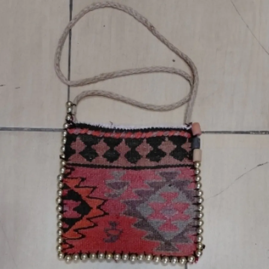 کیف سنتی دوشی