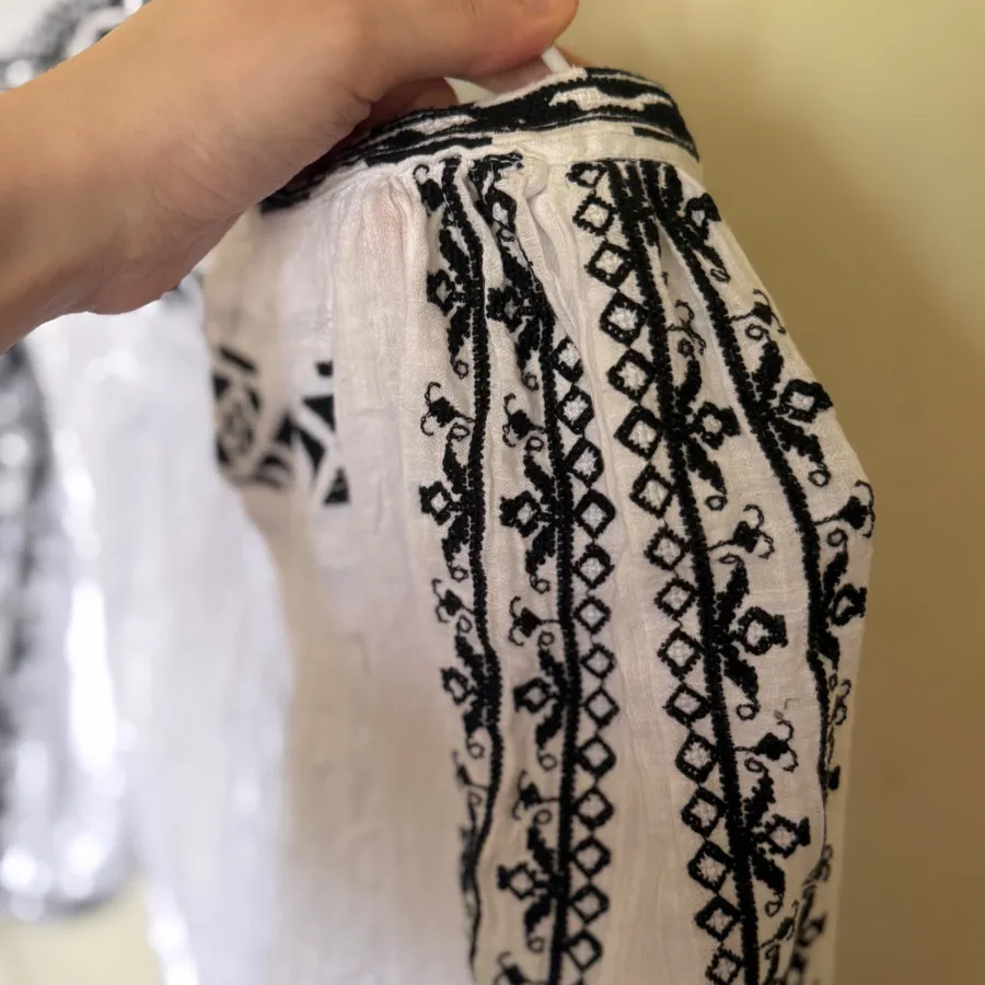 باوز گلدوزی خارجی