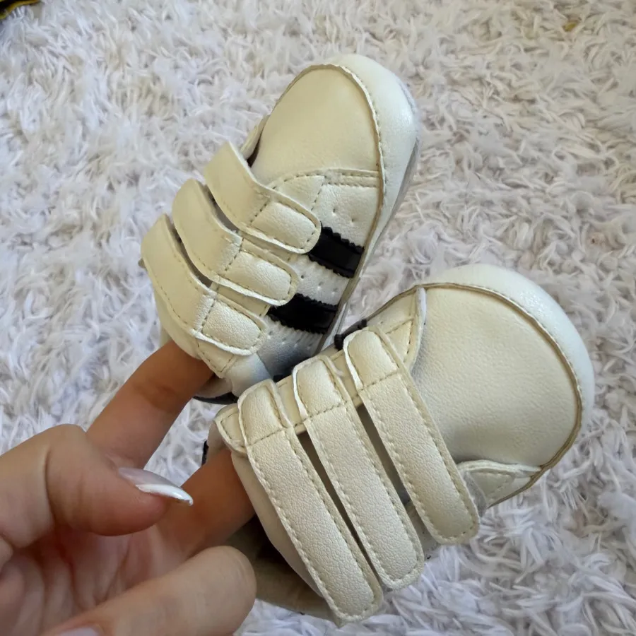 کفش نوزادی