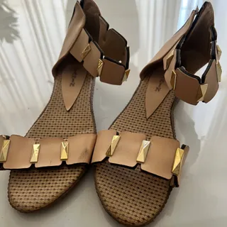صندل زنانه