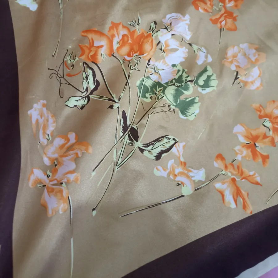 روسری مجلسی گلدار