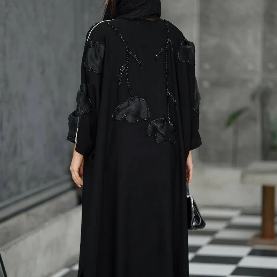 عبا مزونی