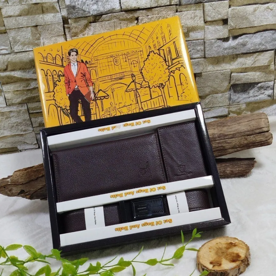 کیف پول وکمربند و جاکارتی