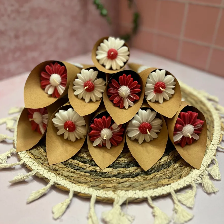 شمع گیفت بابونه