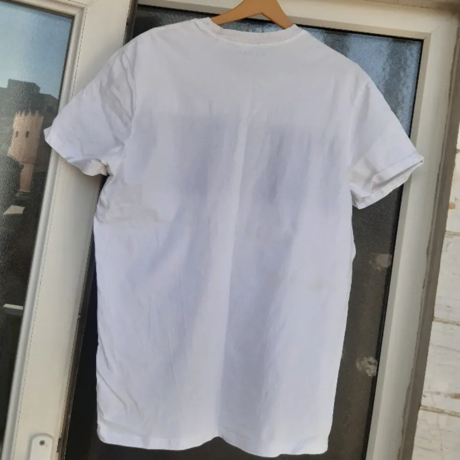 تیشرت اورجینال Guess