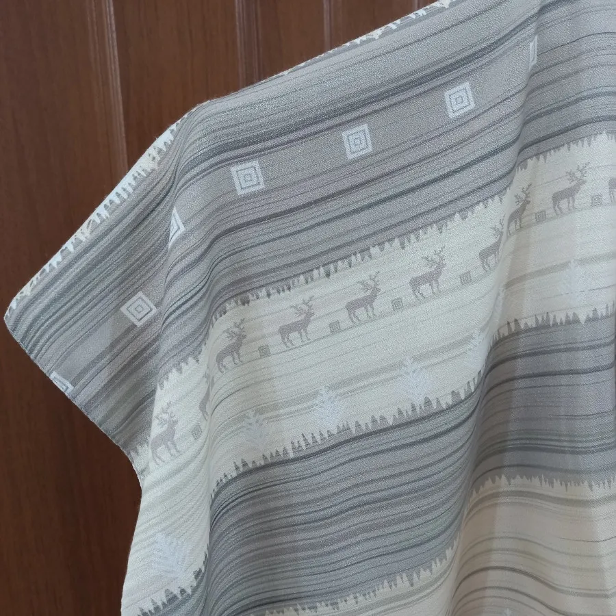 شال طرح گوزنی