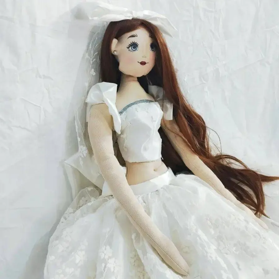 عروسک بزرگ یک متر و ده