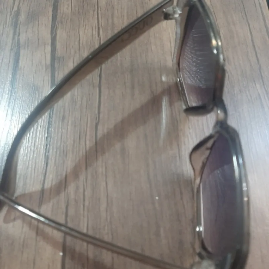 عینک آفتابی