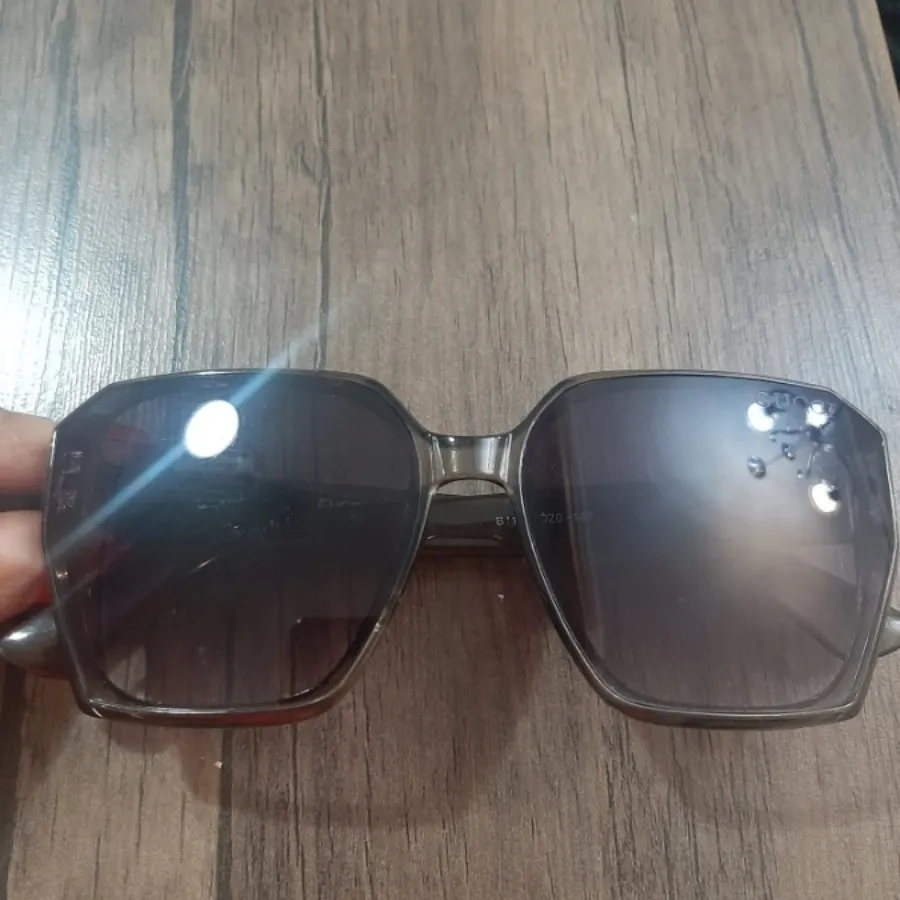 عینک آفتابی