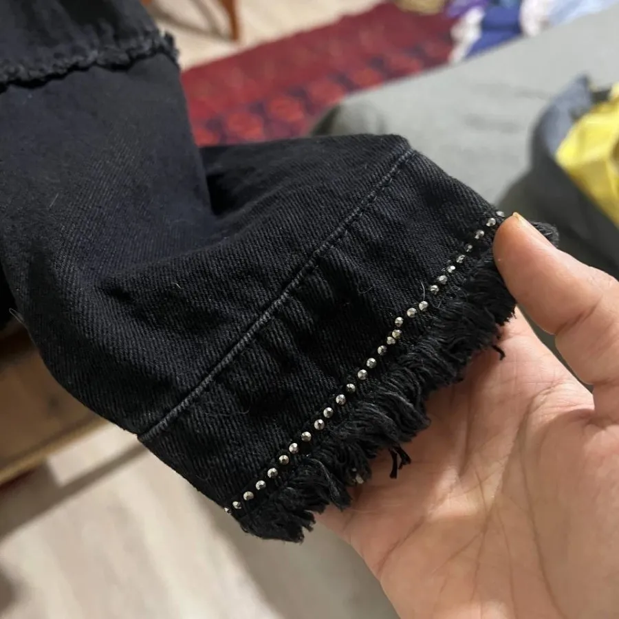 کت جین مشکی سبک بوهو نگین