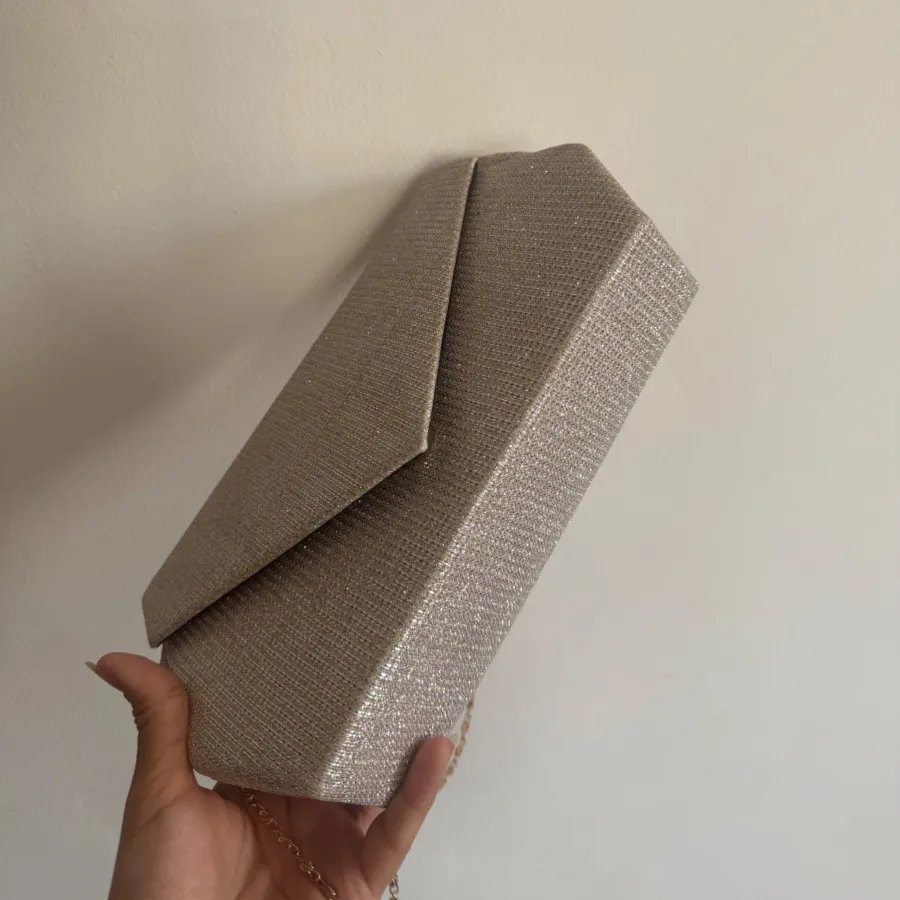 کیف کلانچ نقره ای شنی