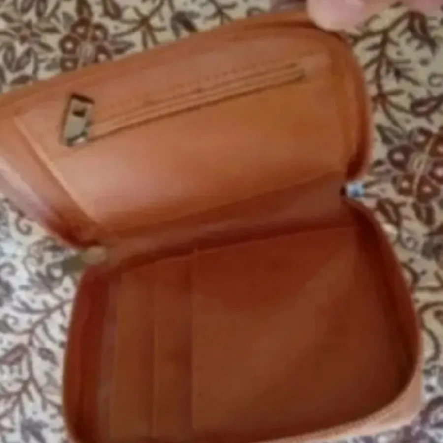 کیف پول و جا کارتی