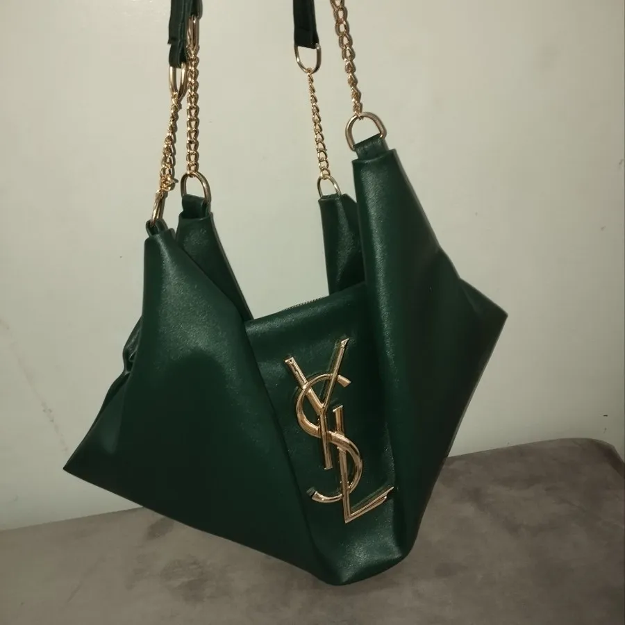 کیف خفاشی لش