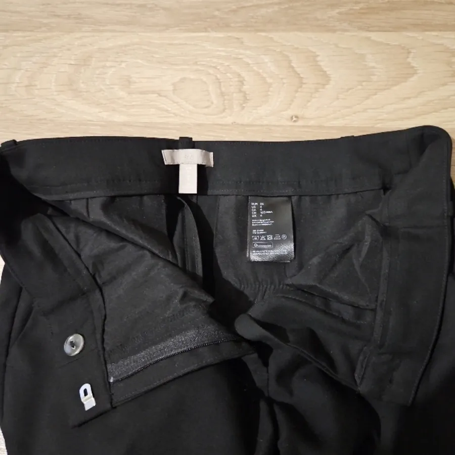شلوار مشکی از برند H&M