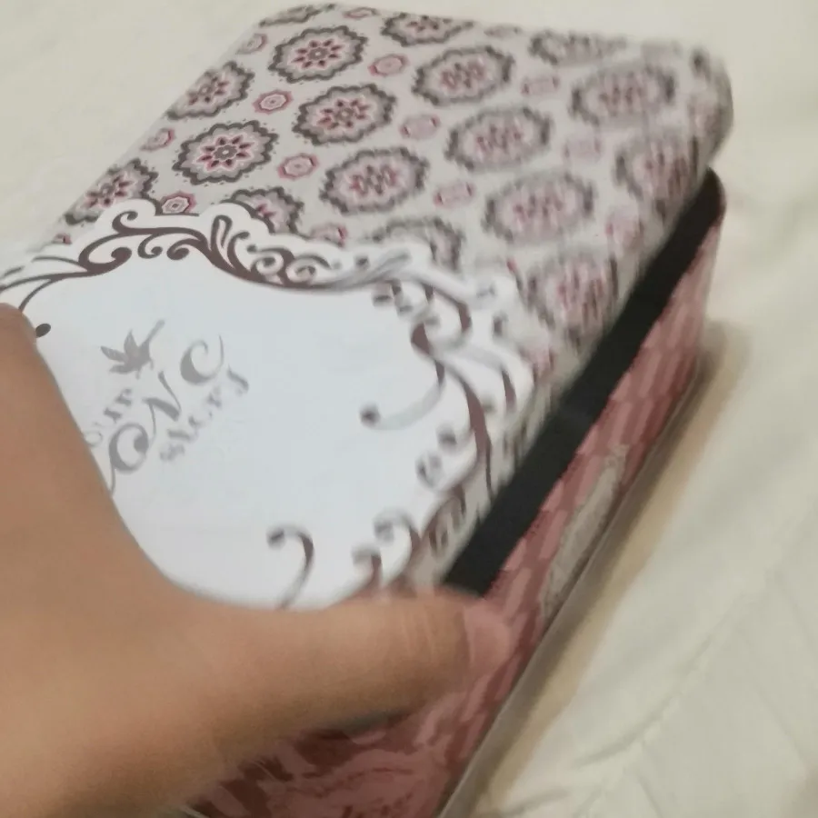 جعبه جواهرات فلزی