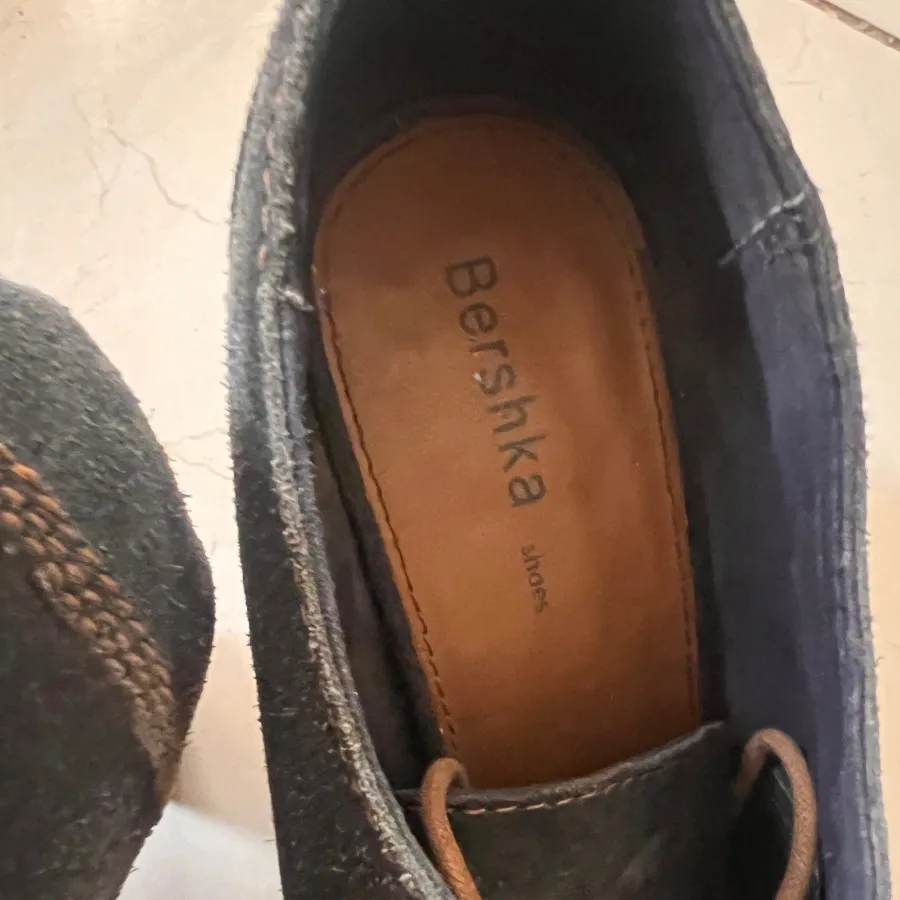 کفش Bershka