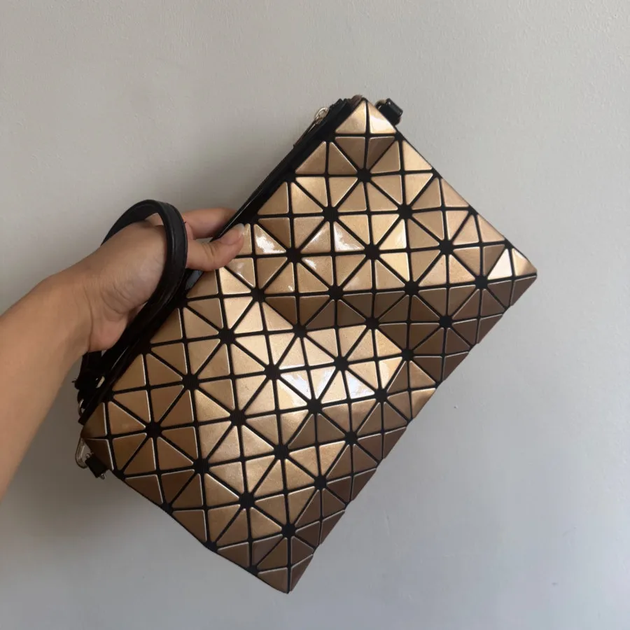 کیف دستی بژ طلایی