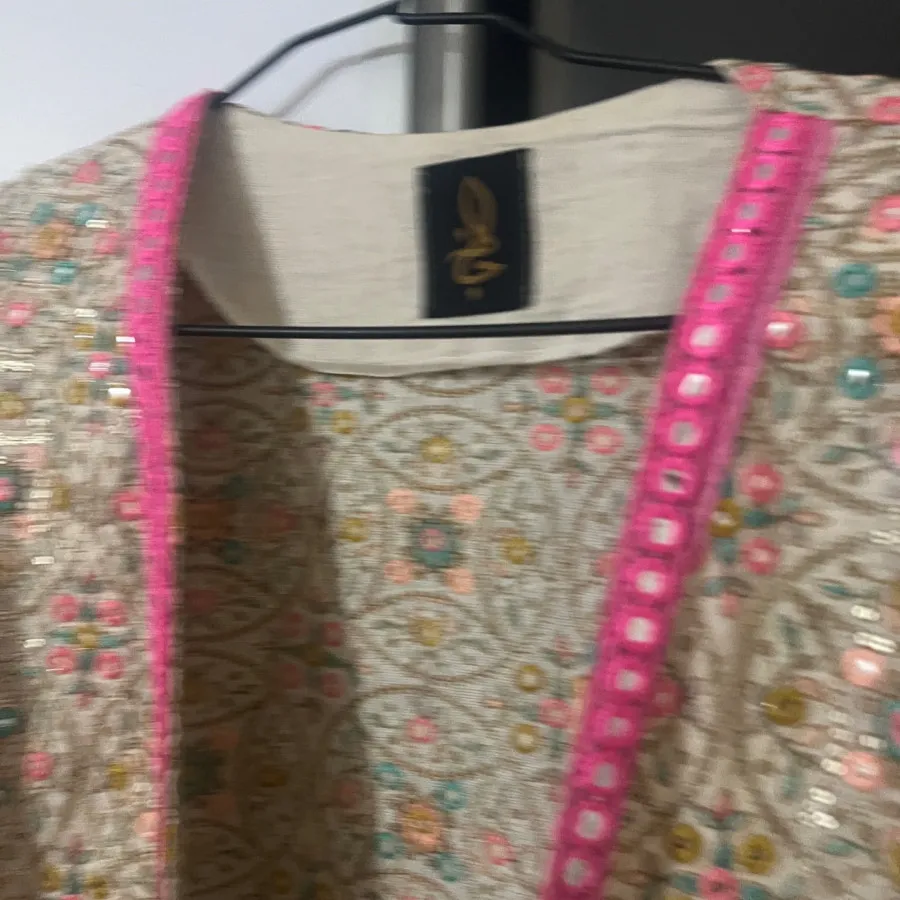 مانتو مزونی سوزن دوزی