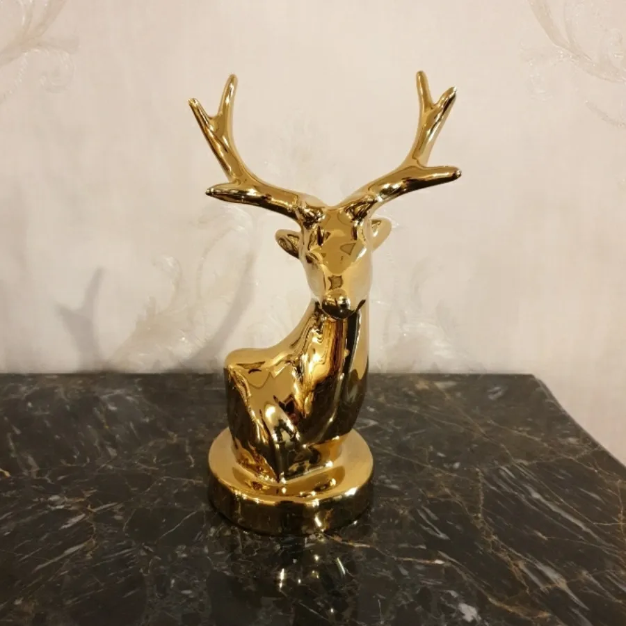 مجسمه و شمعدان گوزن